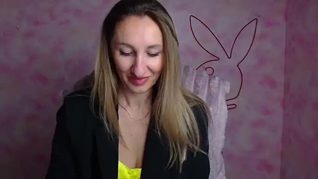 Diana Sweeet  online show from 04-30-26, 05:36