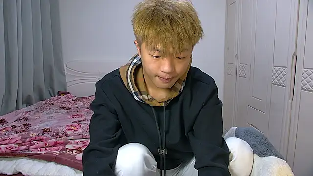 Chocolates-001 online show from 02-06-26, 05:56