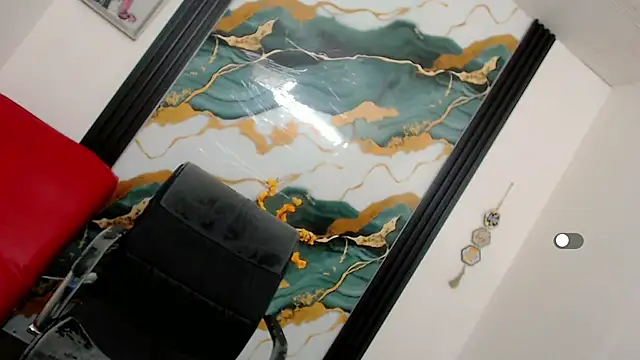 Jessica Ortega online show from 05-13-26, 07:22