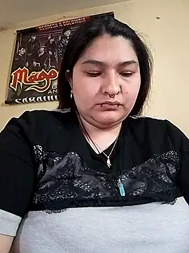 Snapshot of LauraHorny69 chatting on 06-19-26, 08:01 LauraHorny69 online show from 06-19-26, 08:01