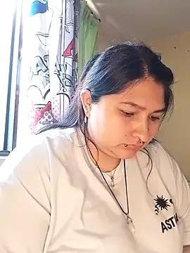 Snapshot of LauraHorny69 chatting on 07-21-26, 07:49 LauraHorny69 online show from 07-21-26, 07:49