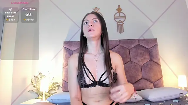 Snapshot of valeria_becket chatting on 02-06-26, 07:50 valeria becket online show from 02-06-26, 07:50