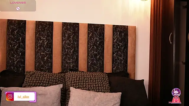 Ivi Aiko online show from 04-14-26, 11:33