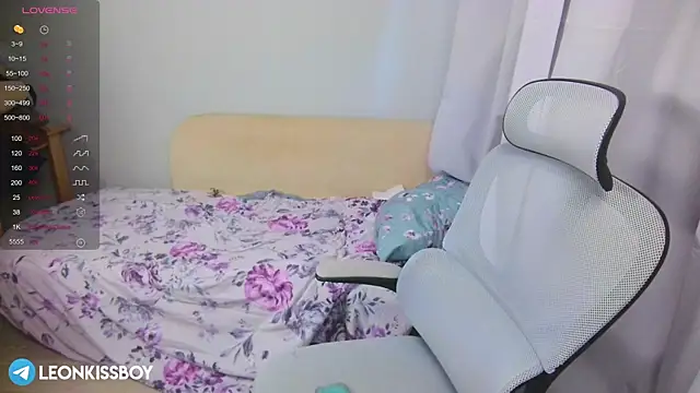 LeonBoykisser online show from 04-01-26, 10:05