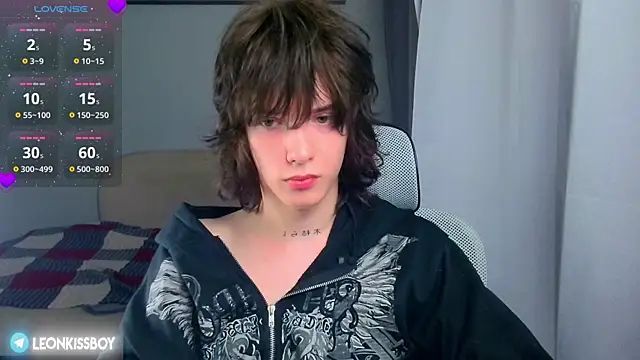 Snapshot of LeonBoykisser chatting on 07-01-26, 03:45 LeonBoykisser online show from 07-01-26, 03:45