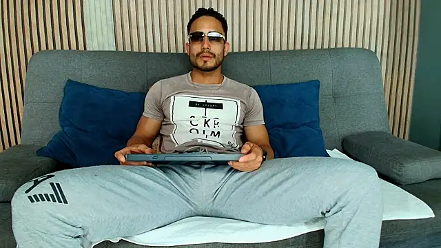 Vans Ross online show from 02-04-26, 07:20