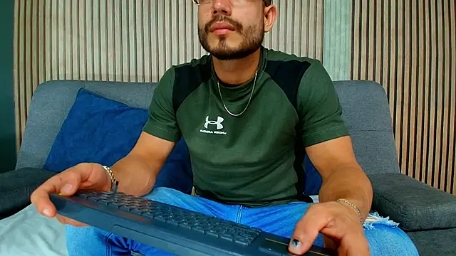 Vans Ross online show from 02-10-26, 07:18