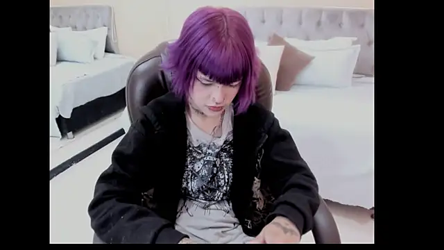 Snapshot of Bela_Craxkerr chatting on 02-08-26, 01:03 Bela Craxkerr online show from 02-08-26, 01:03