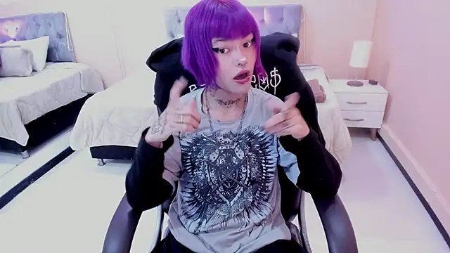 Snapshot of Bela_Craxkerr chatting on 02-10-26, 12:53 Bela Craxkerr online show from 02-10-26, 12:53