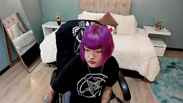 Snapshot of Bela_Craxkerr chatting on 02-18-26, 12:56 Bela Craxkerr online show from 02-18-26, 12:56