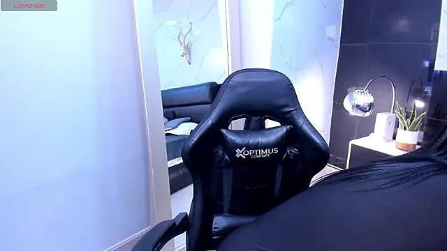 KomiCatt online show from 03-21-26, 06:22