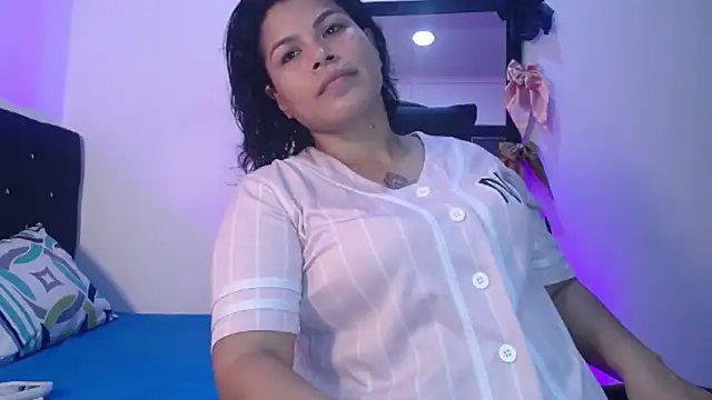 Snapshot of Aurora_sanchess chatting on 02-07-26, 03:21 Aurora sanchess online show from 02-07-26, 03:21