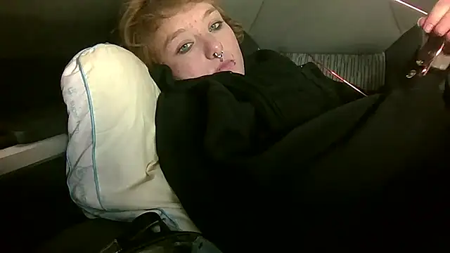 Snapshot of Tastybabe22 chatting on 04-15-26, 01:29 Tastybabe22 online show from 04-15-26, 01:29