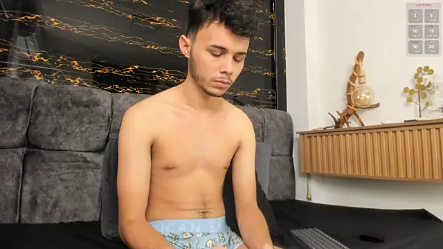 Snapshot of Alhan_Twink chatting on 02-11-26, 07:52 Alhan Twink online show from 02-11-26, 07:52