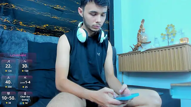 Snapshot of Alhan_Twink chatting on 02-18-26, 07:54 Alhan Twink online show from 02-18-26, 07:54