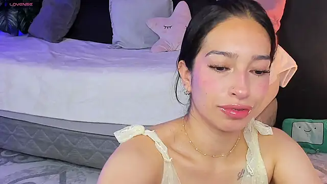 Noaah25  online show from 02-06-26, 04:39