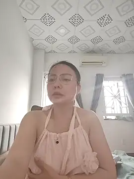 Famrita online show from 04-10-26, 11:04