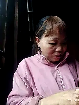 Snapshot of Sam-cute chatting on 02-01-26, 02:21 Sam-cute online show from 02-01-26, 02:21