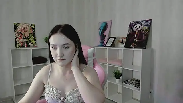 LexiVale online show from 02-11-26, 08:52