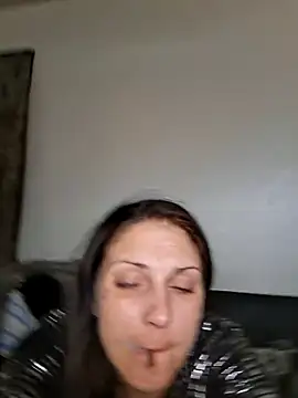 LadySn0w26 online show from 03-08-26, 07:17