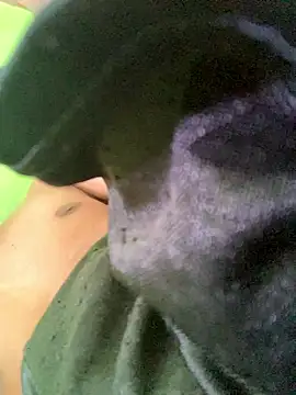 Snapshot of your_boys13 chatting on 01-17-26, 02:38 your boys13 online show from 01-17-26, 02:38