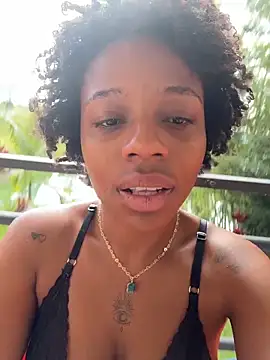 Snapshot of Jadelarson333 chatting on 01-18-26, 01:59 Jadelarson333 online show from 01-18-26, 01:59