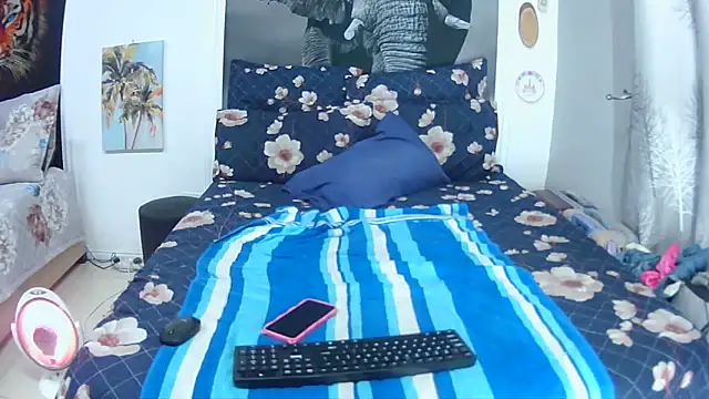 Sexy Baddie online show from 04-13-26, 03:50