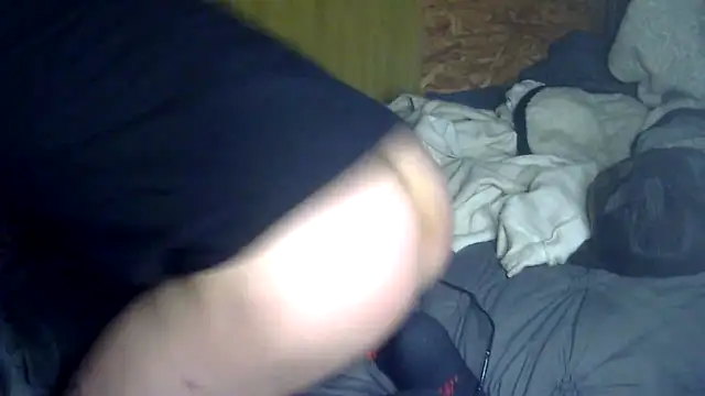 Snapshot of dreadredtedd chatting on 02-08-26, 10:18 dreadredtedd online show from 02-08-26, 10:18