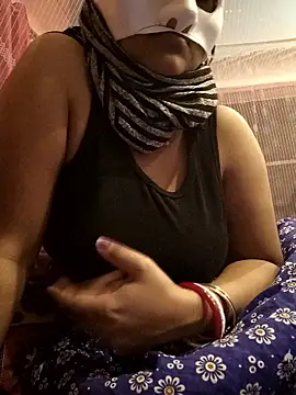 Snapshot of Donaboudi_03 chatting on 01-14-26, 05:51 Donaboudi 03 online show from 01-14-26, 05:51