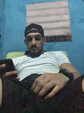 Snapshot of Wicy23 chatting on 06-15-26, 01:30 Wicy23 online show from 06-15-26, 01:30