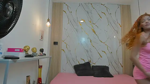 Zoey Taylor07 online show from 04-06-26, 12:39