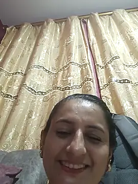 Snapshot of Luna_seductora12 chatting on 02-16-26, 05:36 Luna seductora12 online show from 02-16-26, 05:36