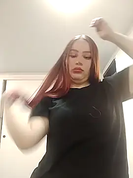 Snapshot of Crystaa12 chatting on 02-13-26, 12:34 Crystaa12 online show from 02-13-26, 12:34