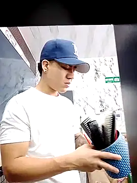 Snapshot of jheico_collins chatting on 03-03-26, 04:13 jheico collins online show from 03-03-26, 04:13