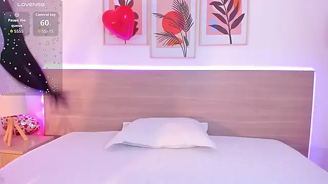  Caamilaa  online show from 02-18-26, 05:42