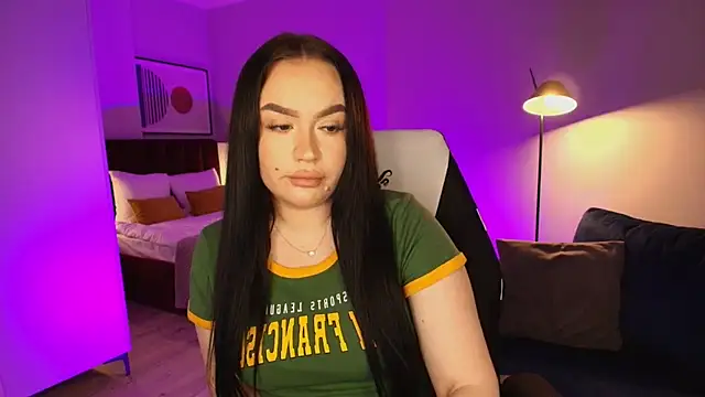 tinafox  online show from 02-13-26, 08:21