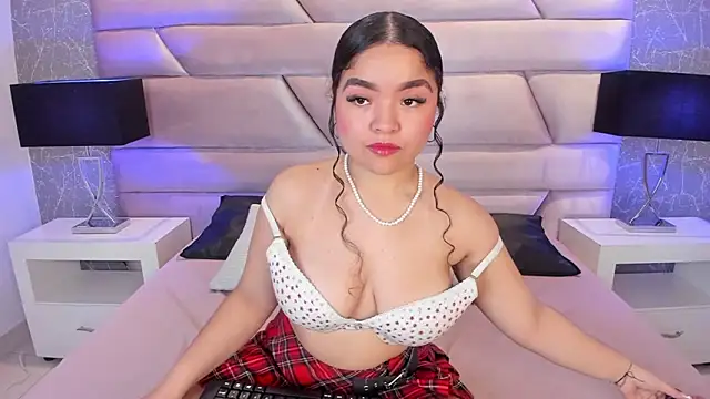 Lilithlain online show from 02-13-26, 12:45