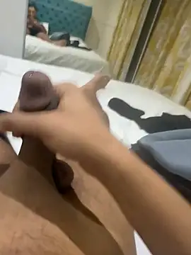 Brownadam111 online show from 03-01-26, 03:52