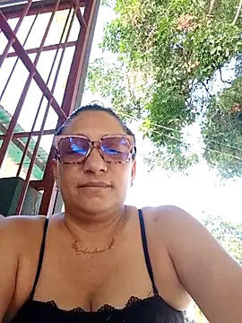Snapshot of mariacarlota chatting on 05-05-26, 07:22 mariacarlota online show from 05-05-26, 07:22