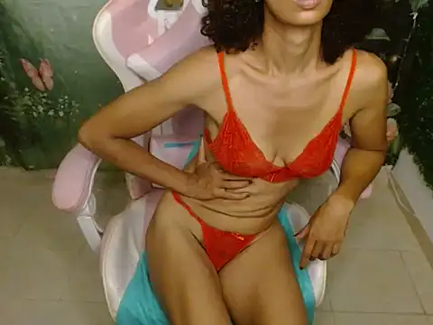 Snapshot of rosa_skinny chatting on 04-21-26, 07:06 rosa skinny online show from 04-21-26, 07:06