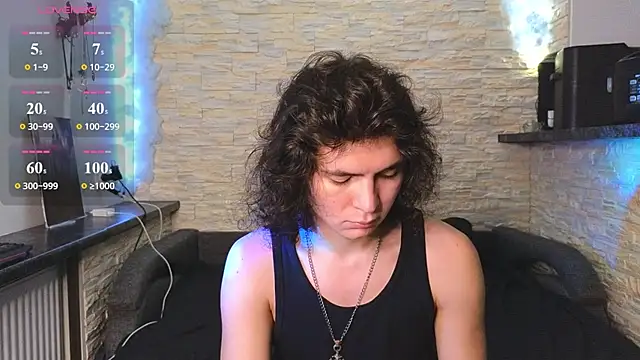Snapshot of Dean_Raven chatting on 07-20-26, 03:21 Dean Raven online show from 07-20-26, 03:21