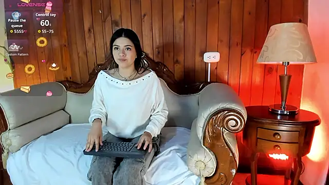 Snapshot of CottonCloud20 chatting on 02-23-26, 01:41 CottonCloud20 online show from 02-23-26, 01:41