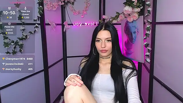 Snapshot of Kelly__Bunny chatting on 06-11-26, 02:53 Kelly Bunny online show from 06-11-26, 02:53