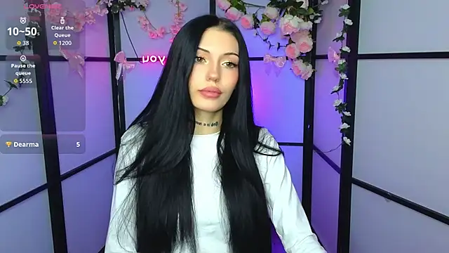 Snapshot of Kelly__Bunny chatting on 06-18-26, 09:08 Kelly Bunny online show from 06-18-26, 09:08