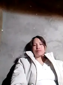 Gummiesu online show from 02-26-26, 09:58