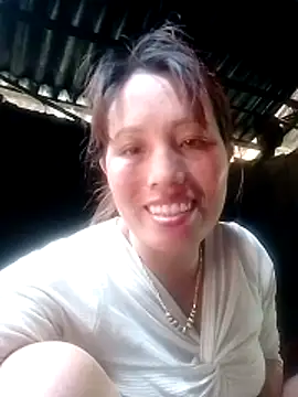 Gummiesu online show from 04-14-26, 04:40