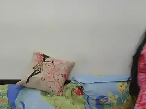 Snapshot of GaggingGirl_ chatting on 02-06-26, 06:00 GaggingGirl online show from 02-06-26, 06:00