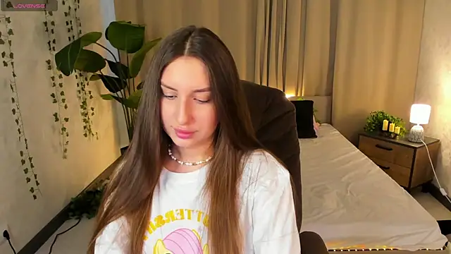 Celine Coello online show from 03-31-26, 04:02