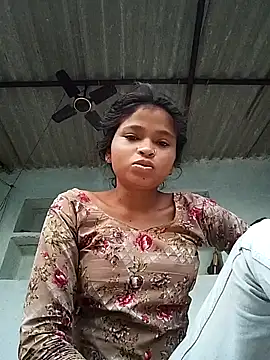 Snapshot of Jyoti_rathor chatting on 06-10-26, 12:11 Jyoti rathor online show from 06-10-26, 12:11