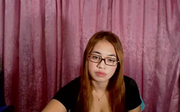 Snapshot of pinay_mayahiga chatting on 06-13-26, 02:04 pinay mayahiga online show from 06-13-26, 02:04